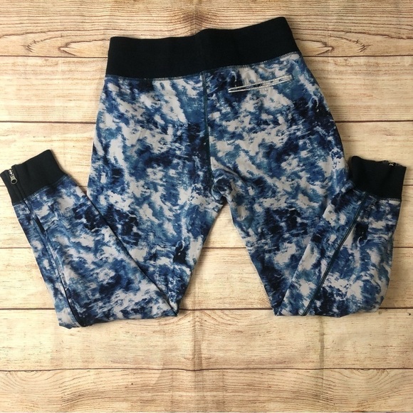 Lululemon Joggers - Picture 11 of 11